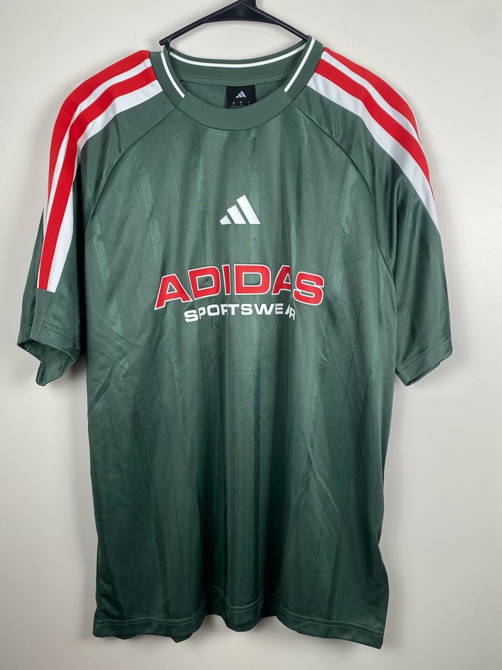 NWT Adidas Sportswear Men's Trio Tee Large